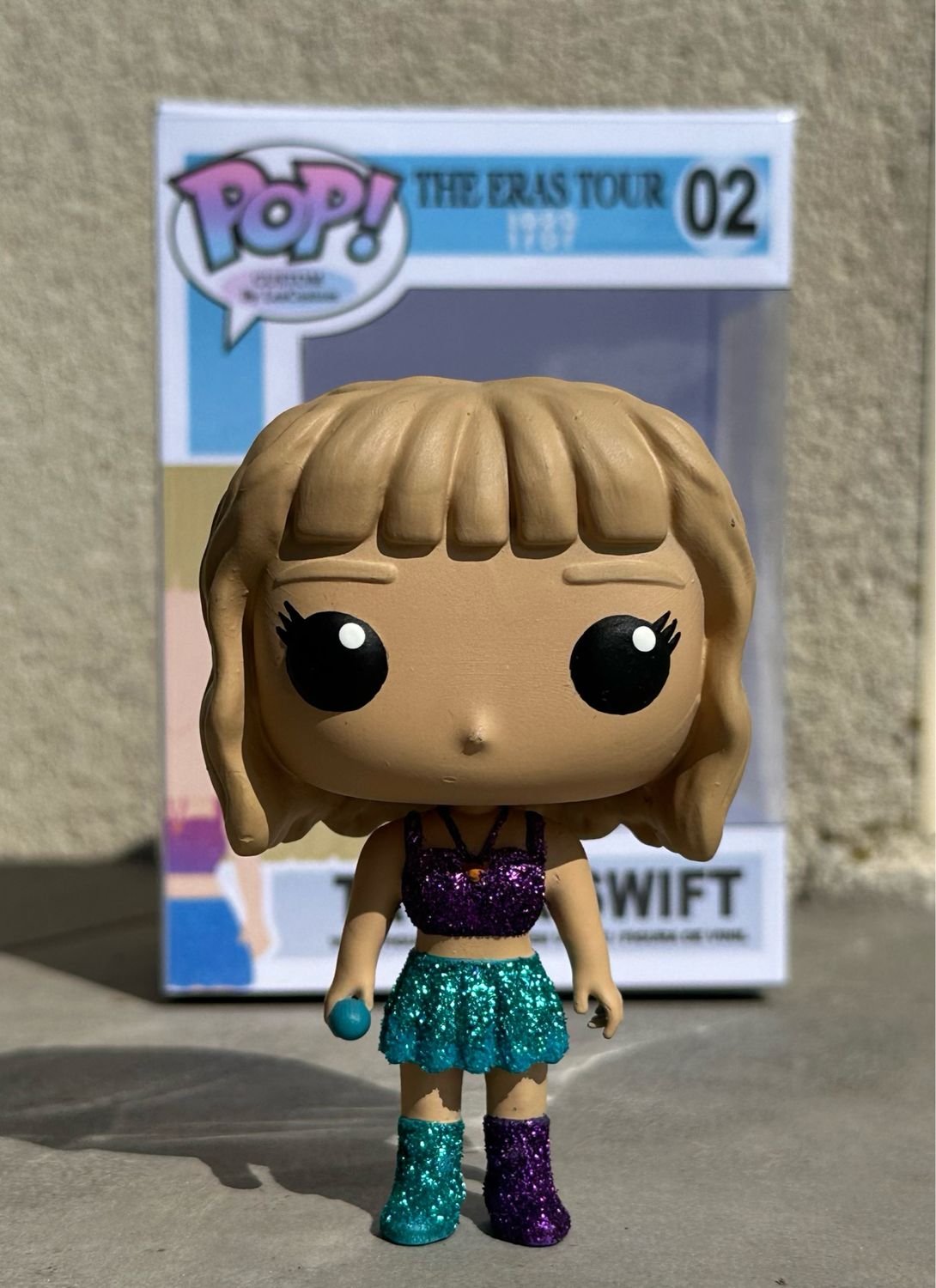 Taylor Swift Figurine - Unique Creation