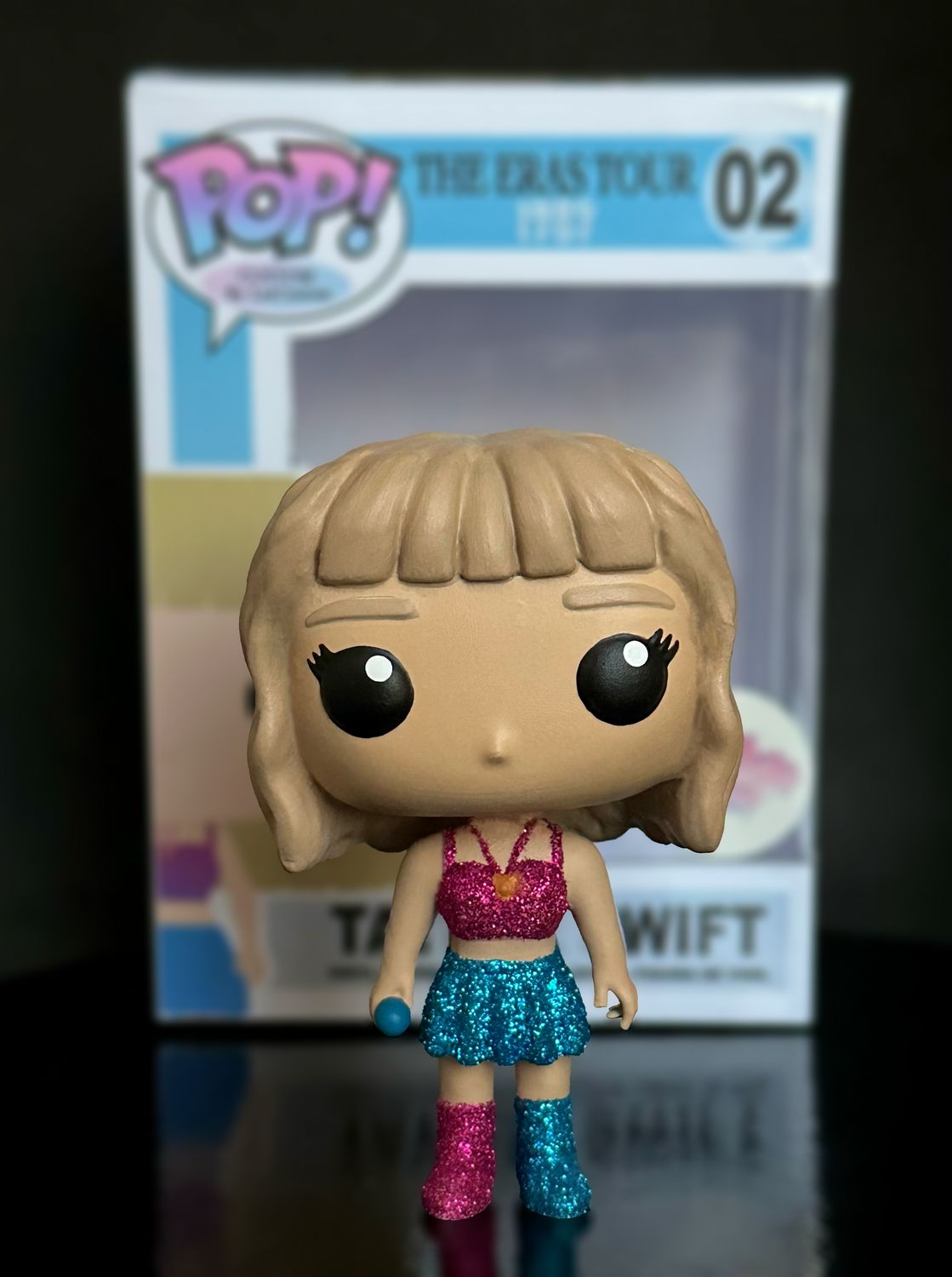 Taylor Swift Figurine - Unique Creation